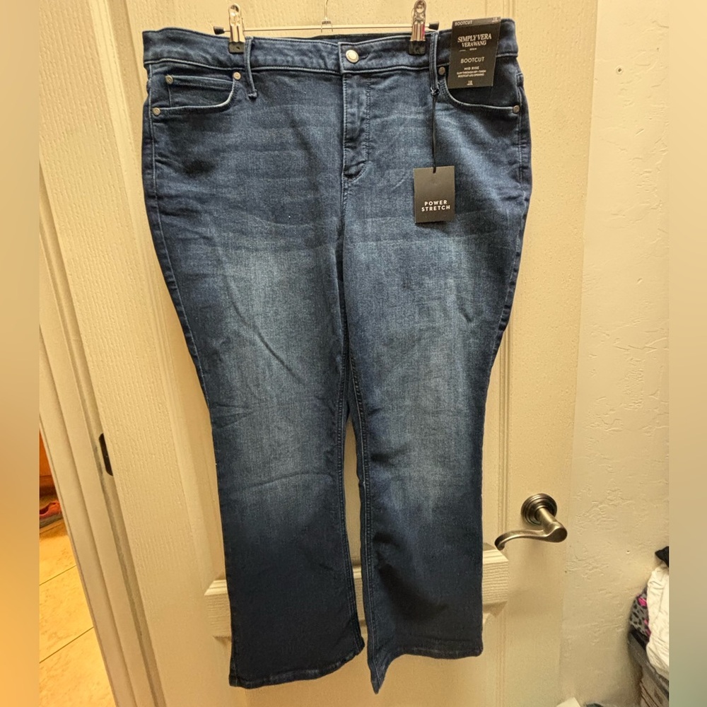 NWT Vera Wang 18 Petite Jeans